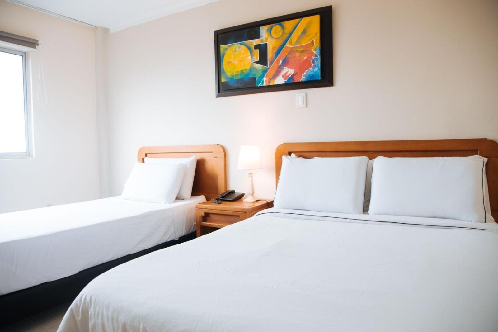 Hotel Genova Centro บาร์รังกีญา ภายนอก รูปภาพ