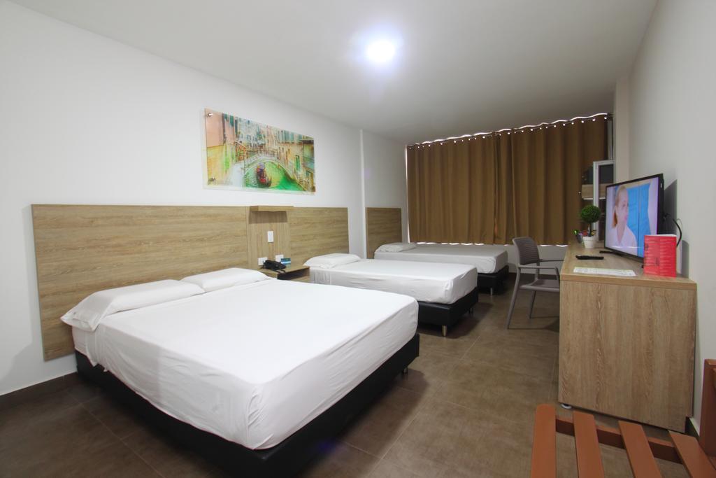 Hotel Genova Centro บาร์รังกีญา ภายนอก รูปภาพ